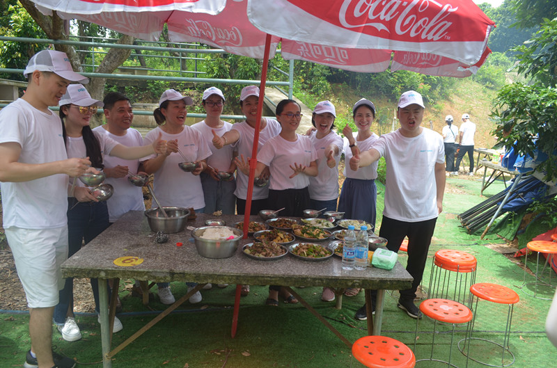 2019年J9直营集团集团南澳西冲欢乐之旅! 2019年J9直营集团集团南澳西冲欢乐之旅!