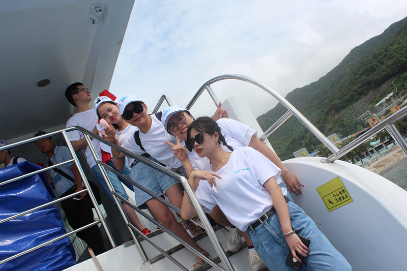 2019年J9直营集团集团南澳西冲欢乐之旅! 2019年J9直营集团集团南澳西冲欢乐之旅!