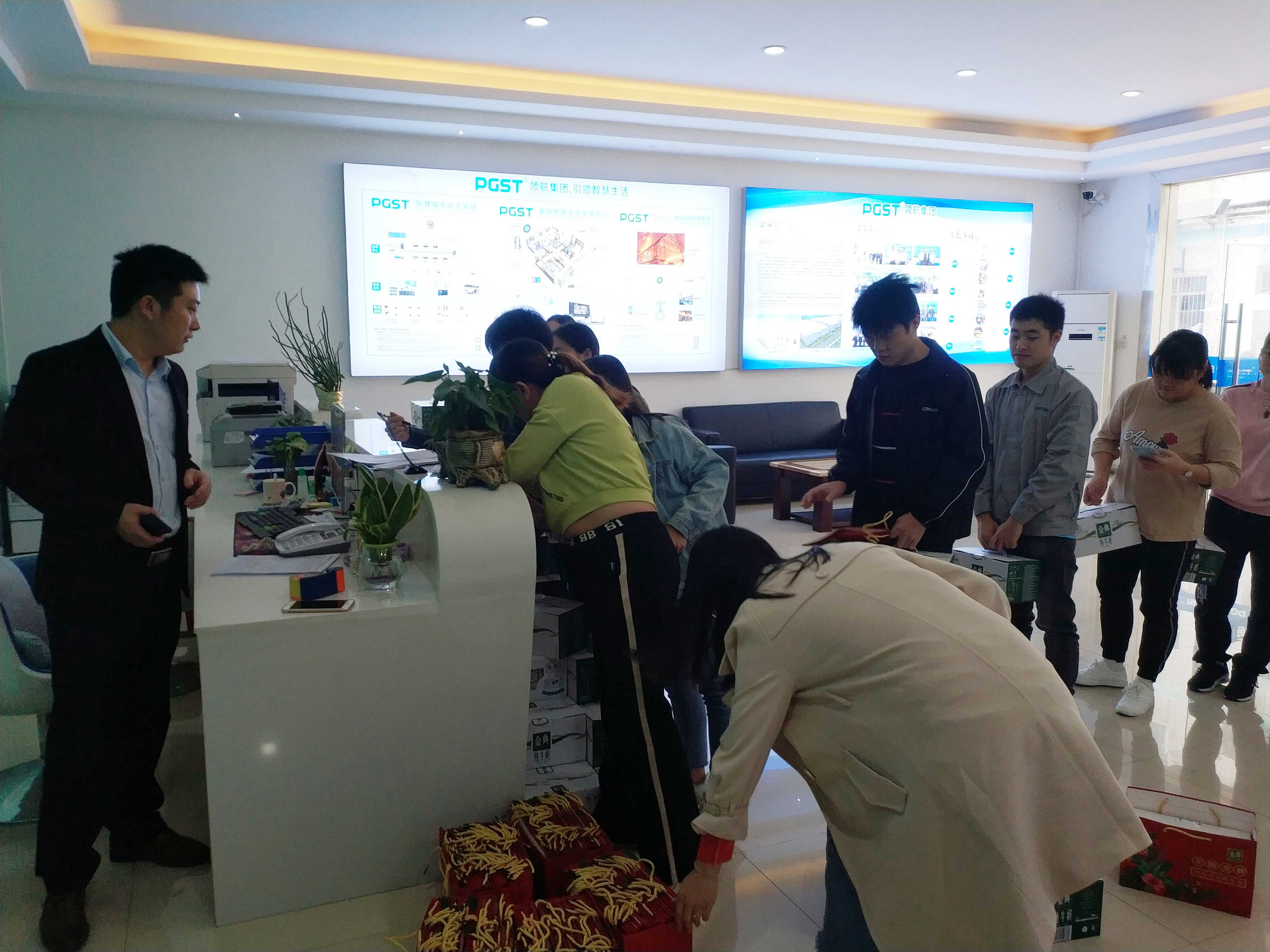 喜迎元旦，J9直营集团集团给全体员工送元旦福利啦!!!