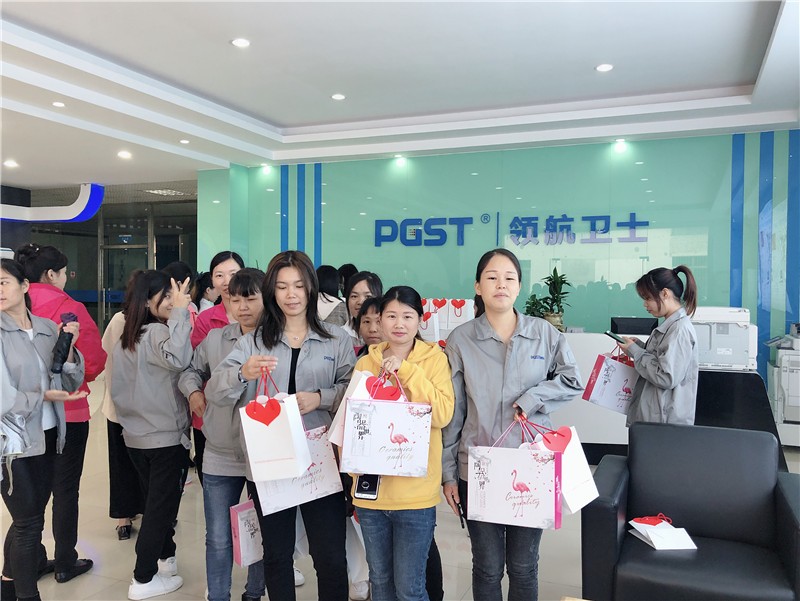 三八妇女节,J9直营集团集团为全体女员工发放温馨福利 三八妇女节,J9直营集团集团为全体女员工发放温馨福利