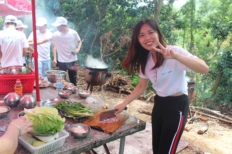 年J9直营集团集团南澳西冲欢乐之旅！