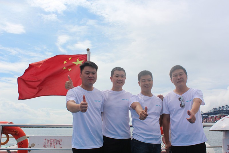 年J9直营集团集团南澳西冲欢乐之旅！